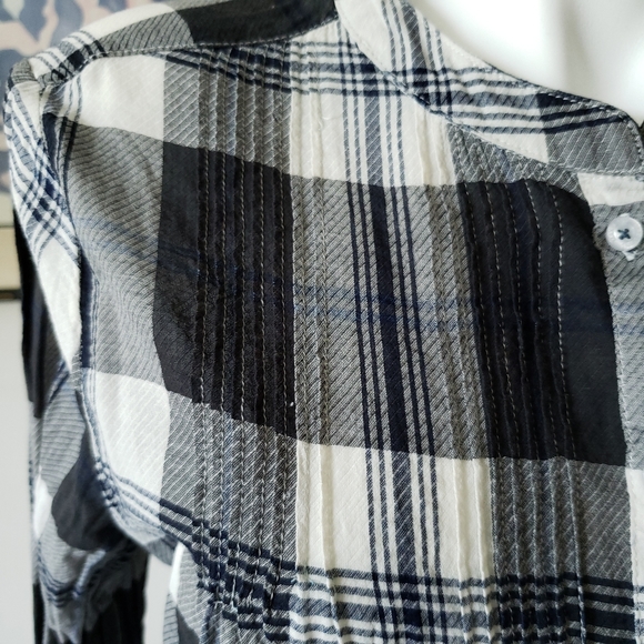 Max Jeans Large Black and White Lightweight Shirt Plaid Ruffled Sleeves - Picture 5 of 8